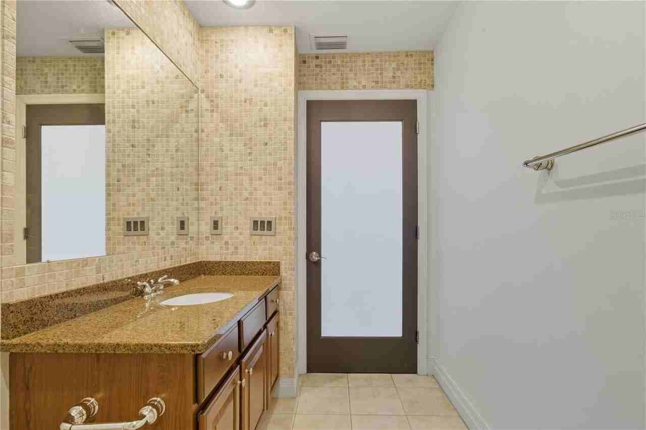 449 S 12th St #1504 - Photo 6 of 50