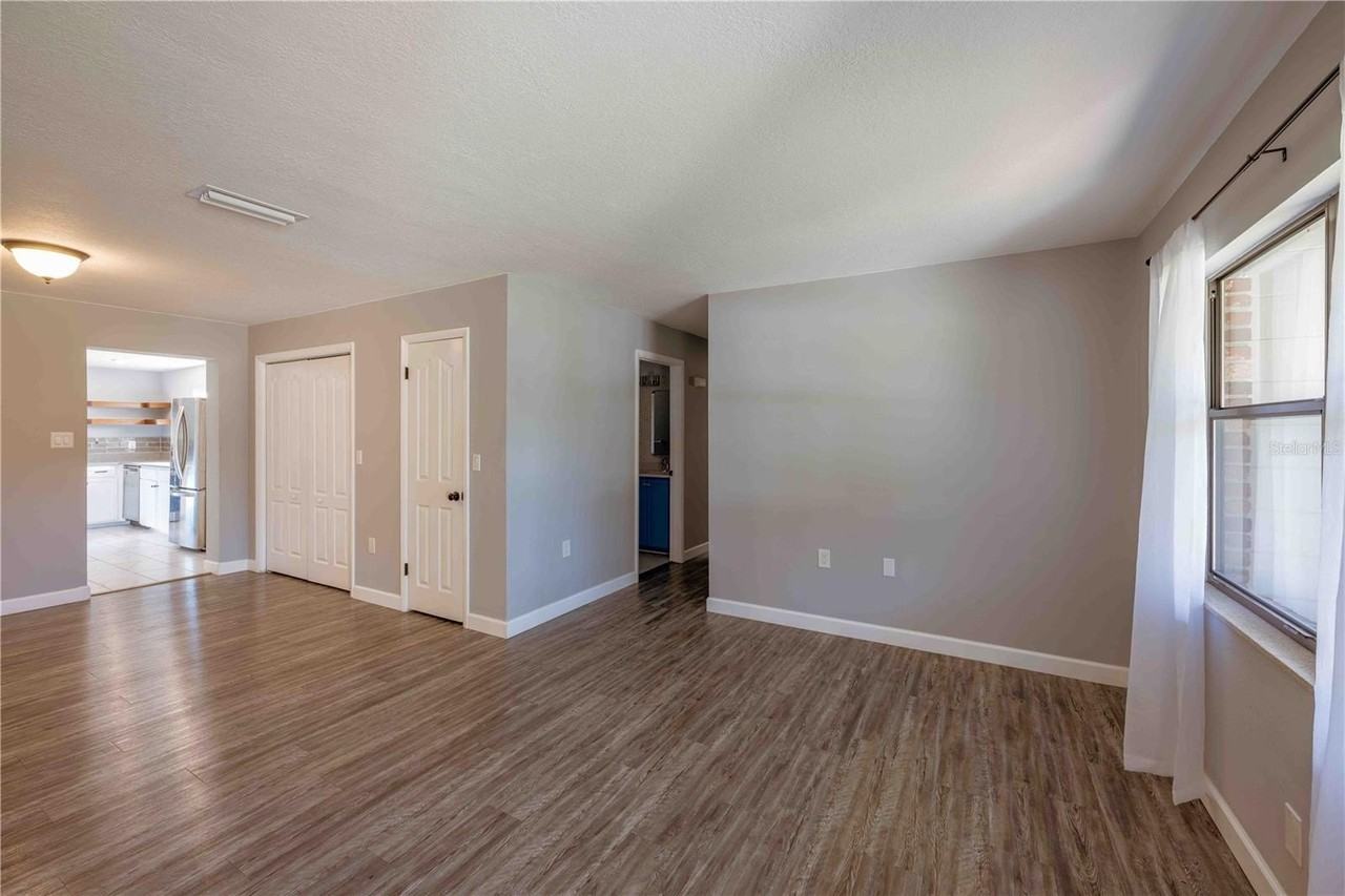 206 James St - Photo 4 of 29