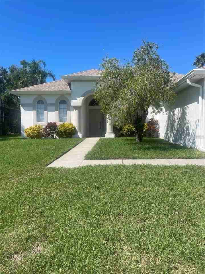 3941 Roswell Pl - Photo 2 of 18