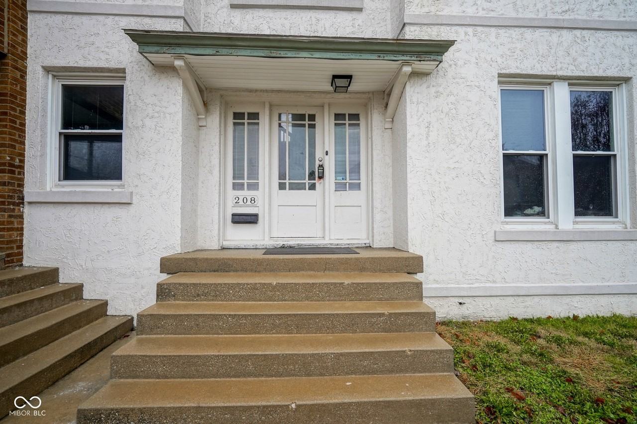 208 W Williams St - Photo 3 of 23