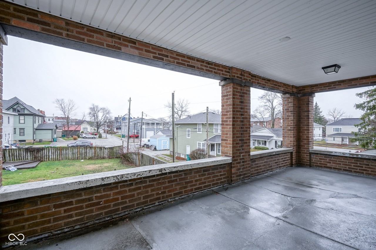 208 W Williams St - Photo 5 of 23