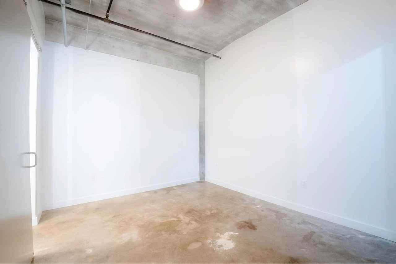 Clemens Building - Photo 2 of 26