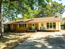 featured image of 3521 S 35th St
