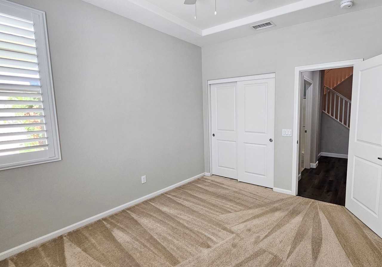 5093 S Mccleve Way W - Photo 4 of 29