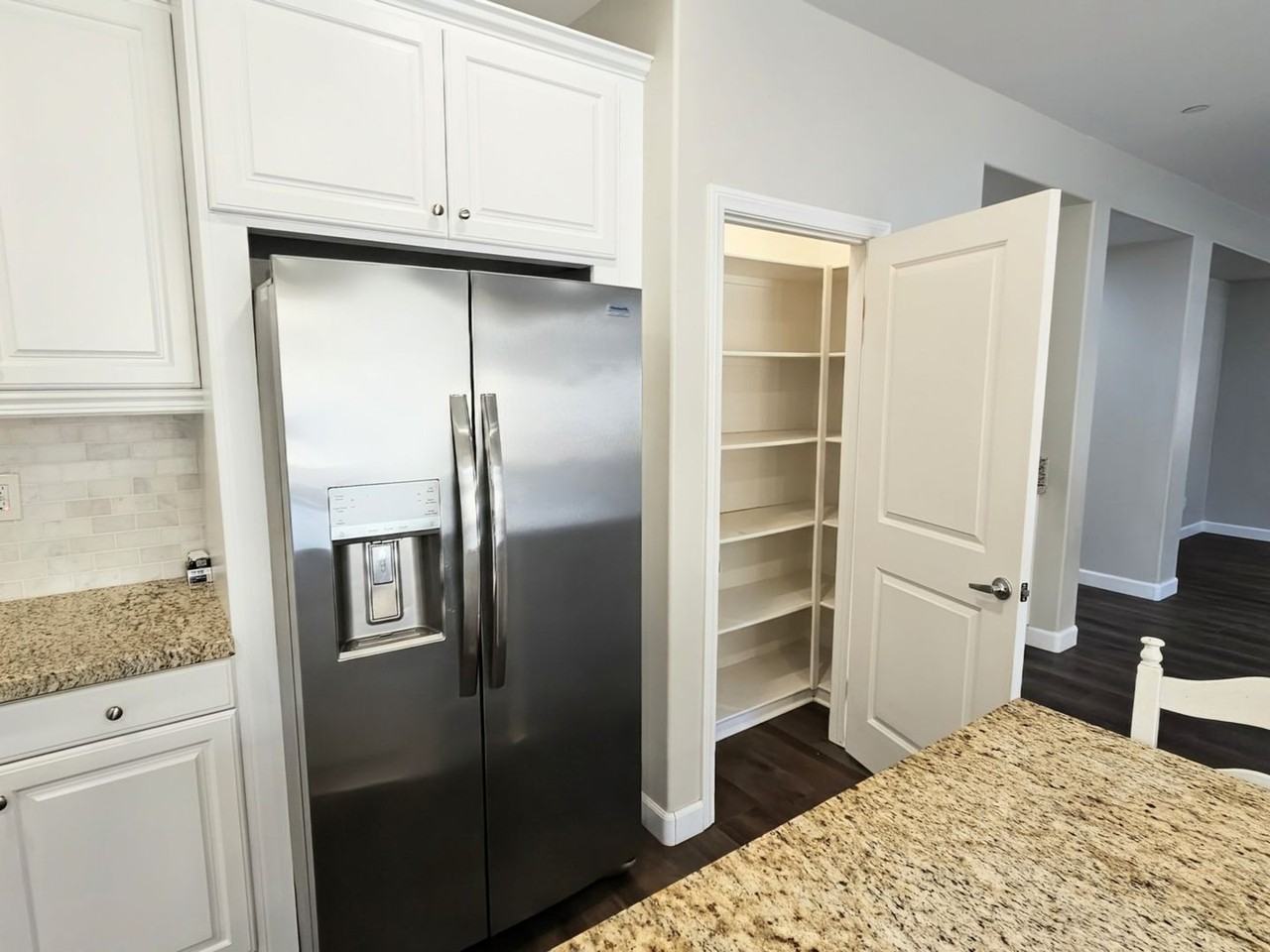 5093 S Mccleve Way W - Photo 7 of 29