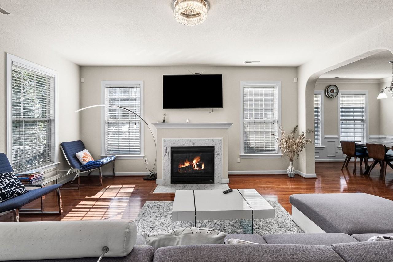 1301 E Ocean View Ave - Photo 4 of 40
