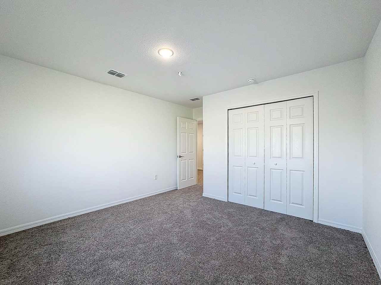 1744 Barton Towne Cir - Photo 5 of 36