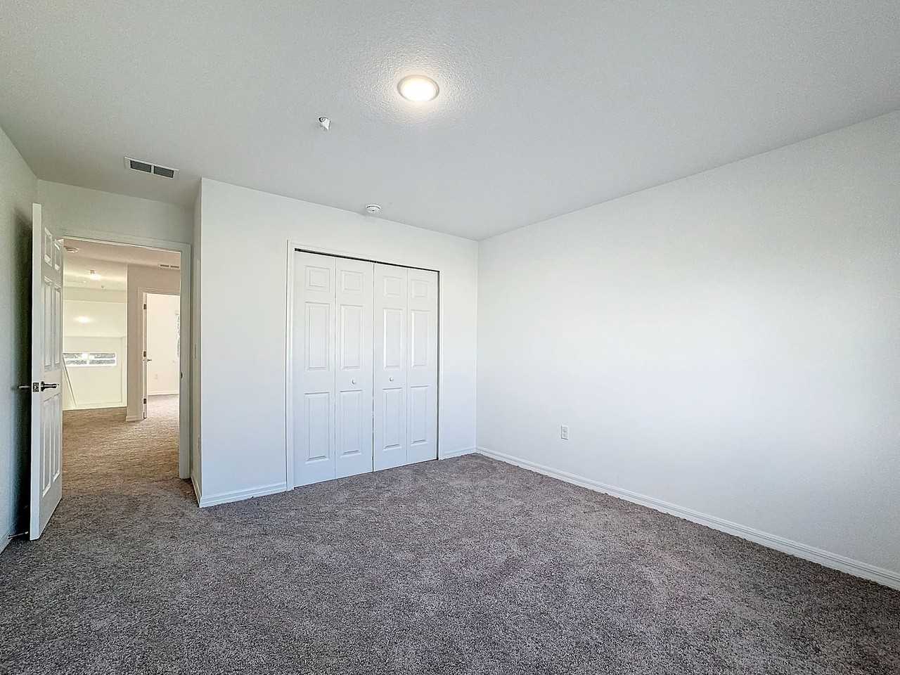 1781 Barton Towne Cir - Photo 6 of 33