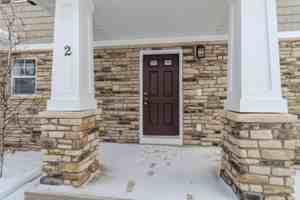 featured image of 1548 Simsbury St