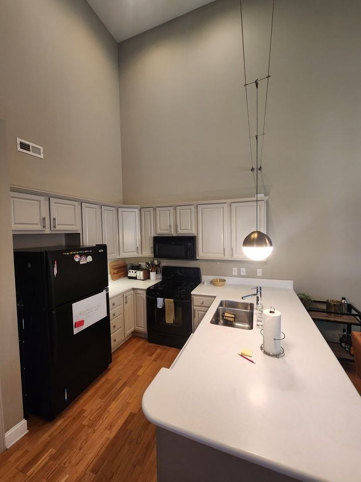 105 Jones Ferry Rd - Photo 5 of 19
