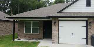 300 Ne 4th St - Photo 1 of 1