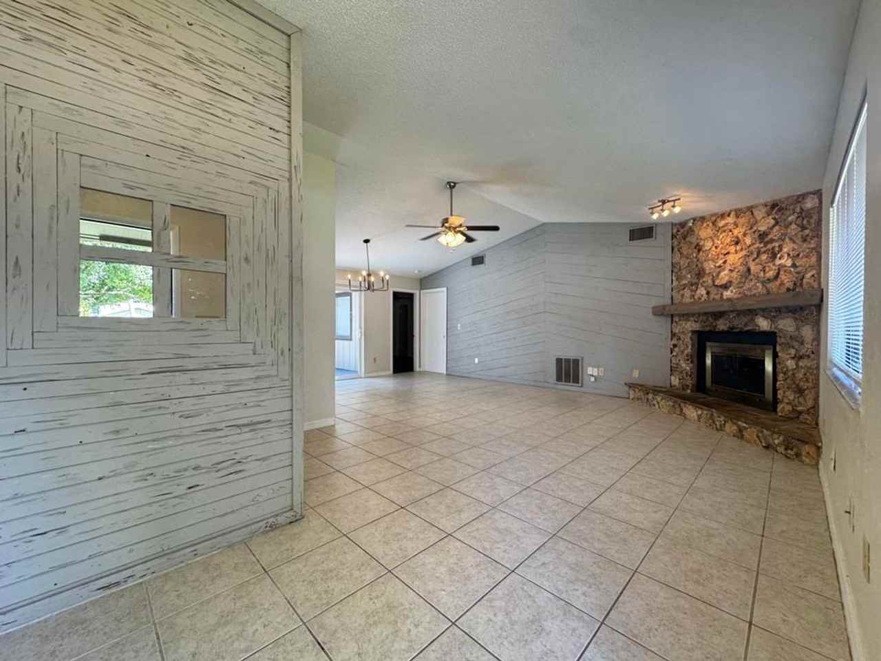 40 Bluebird Ln - Photo 2 of 21