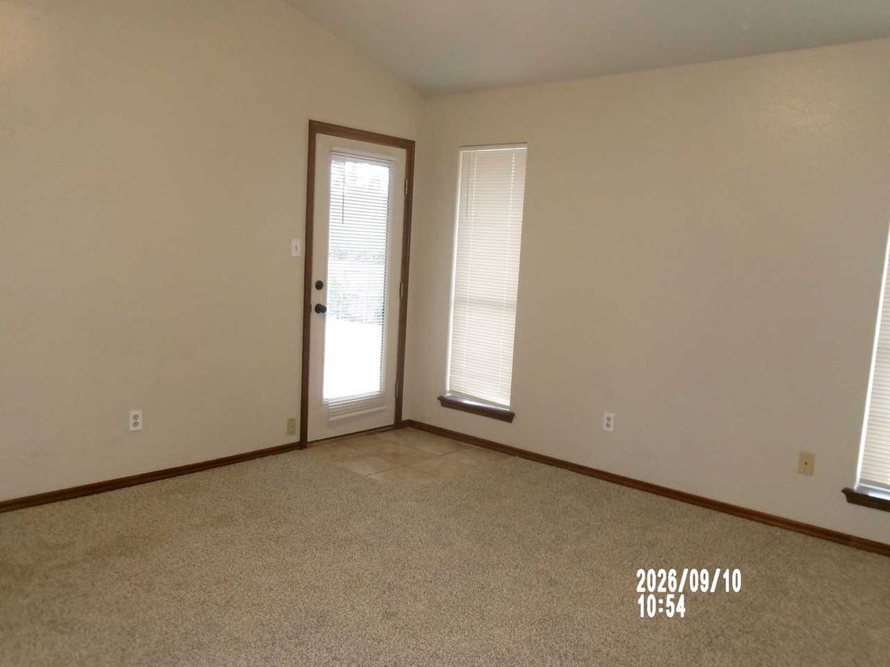 4908 Se Randolph Rd - Photo 3 of 16