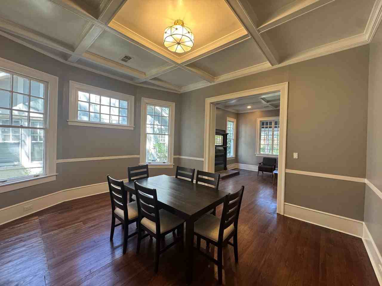 1828 Graham St - Photo 3 of 20