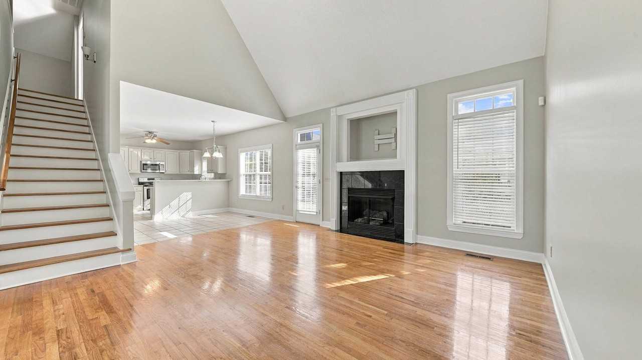 812 Westin Ct - Photo 5 of 28