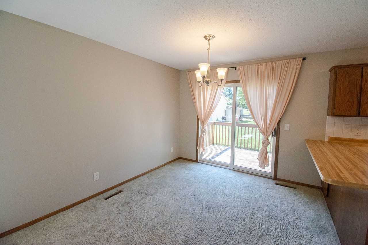 4433 4433/4435 13th Ave NW - Photo 4 of 20