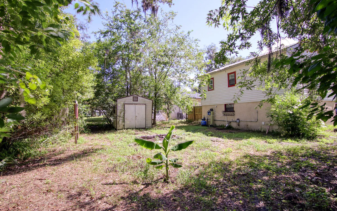 9924 Sunset Dr - Photo 5 of 23