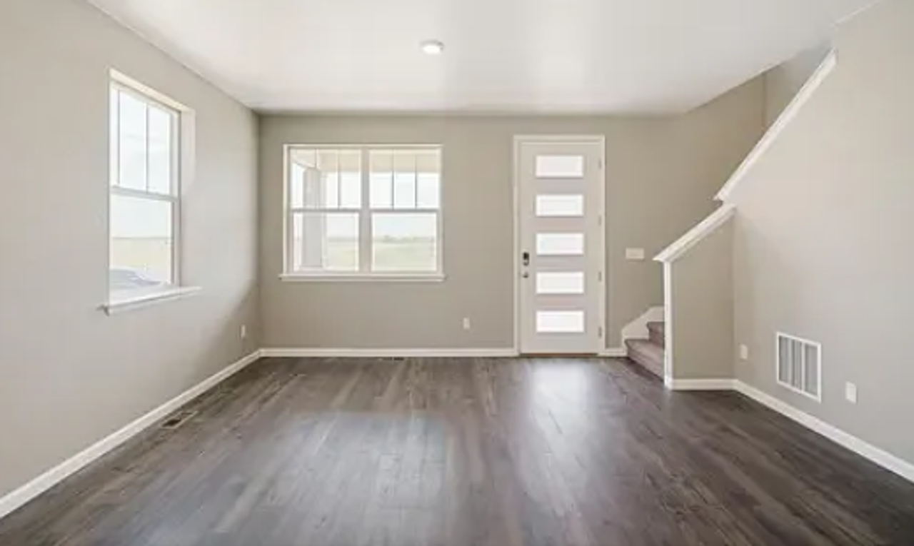 21833 E 8th Ave - Photo 7 of 20