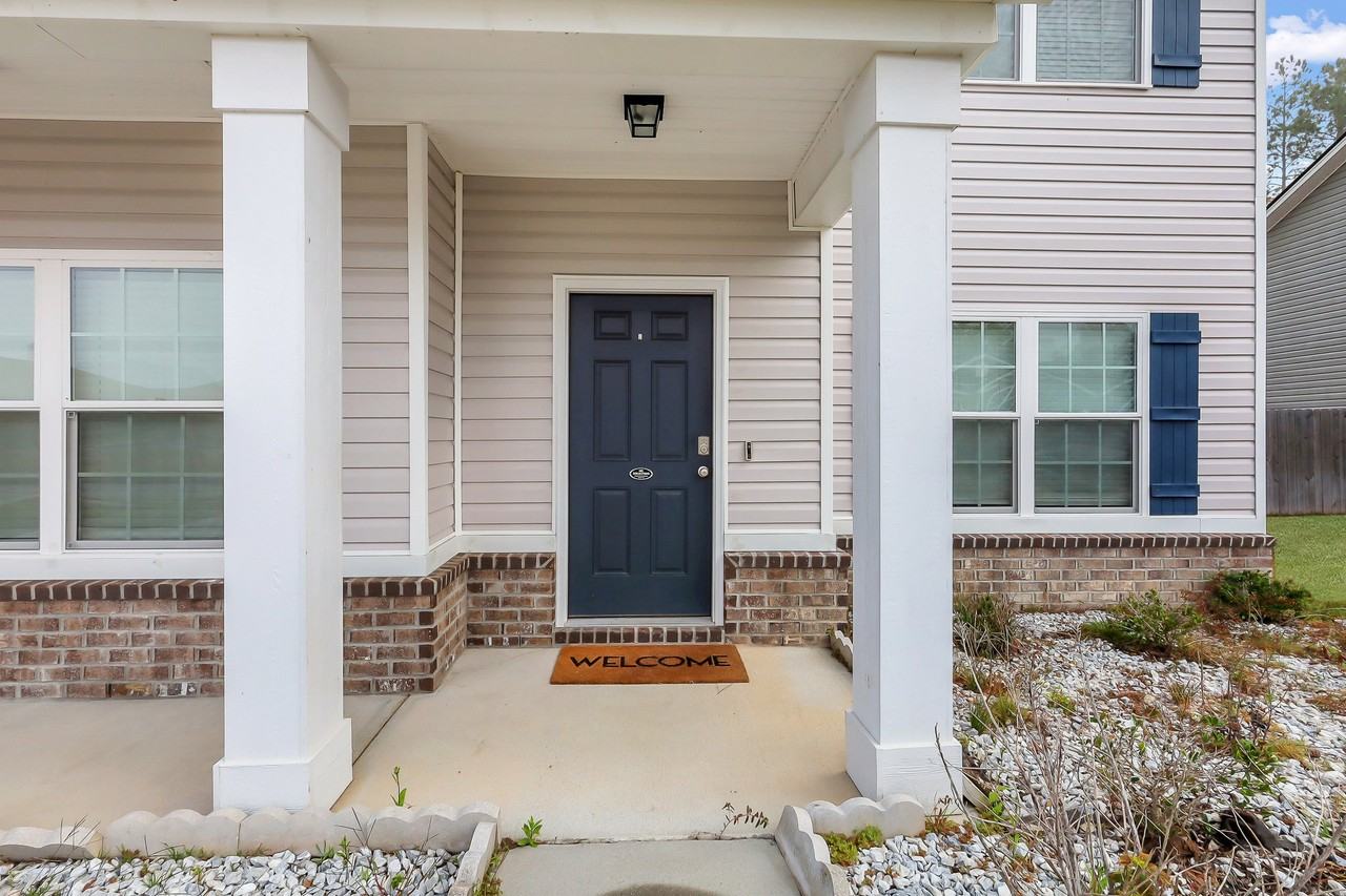 12 Trask Cir #1 - Photo 2 of 44