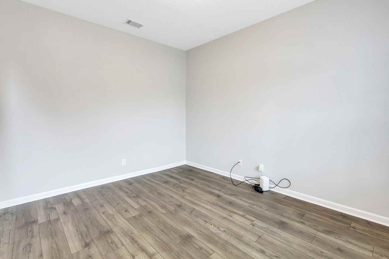 12 Trask Cir #1 - Photo 4 of 44