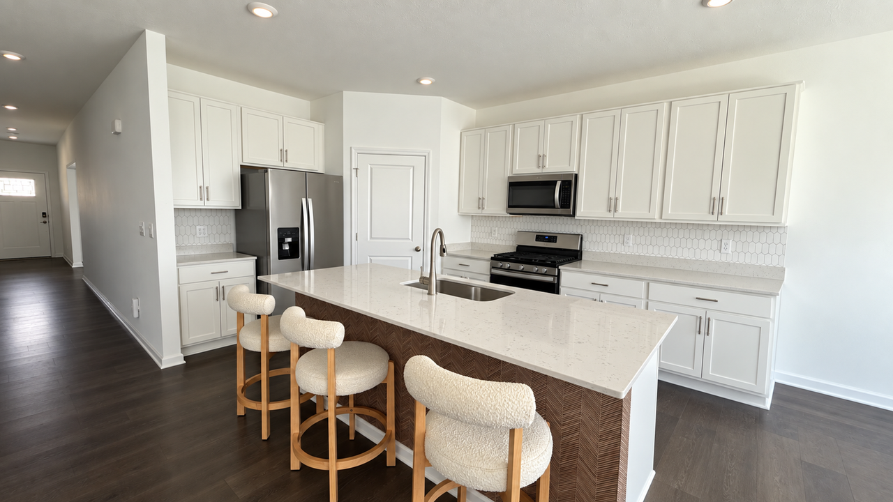635 Blackrock Dr - Photo 4 of 12