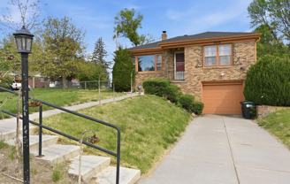 2618 Weber St - Photo 1 of 1