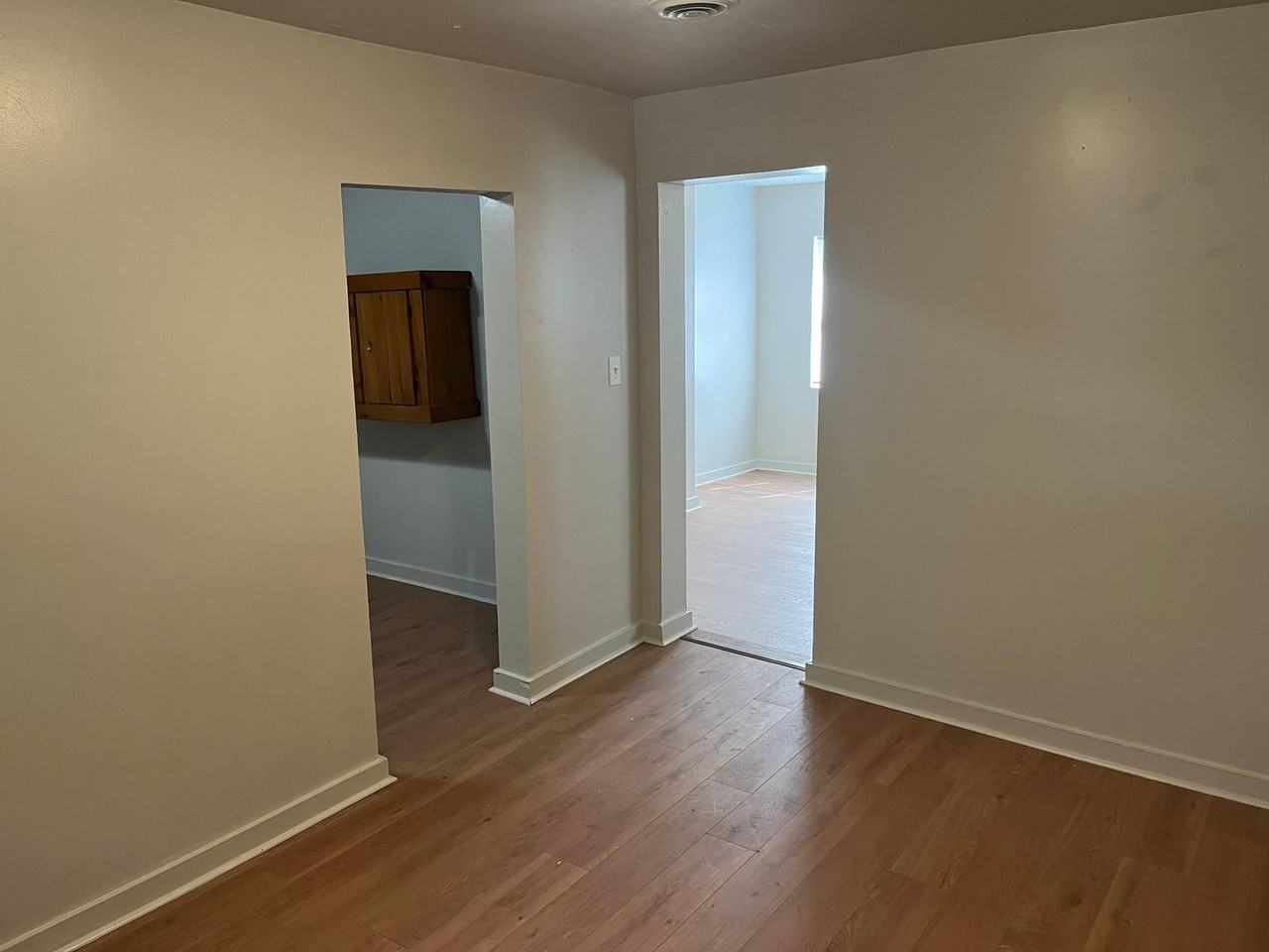 2205 Roosevelt Blvd - Photo 5 of 13