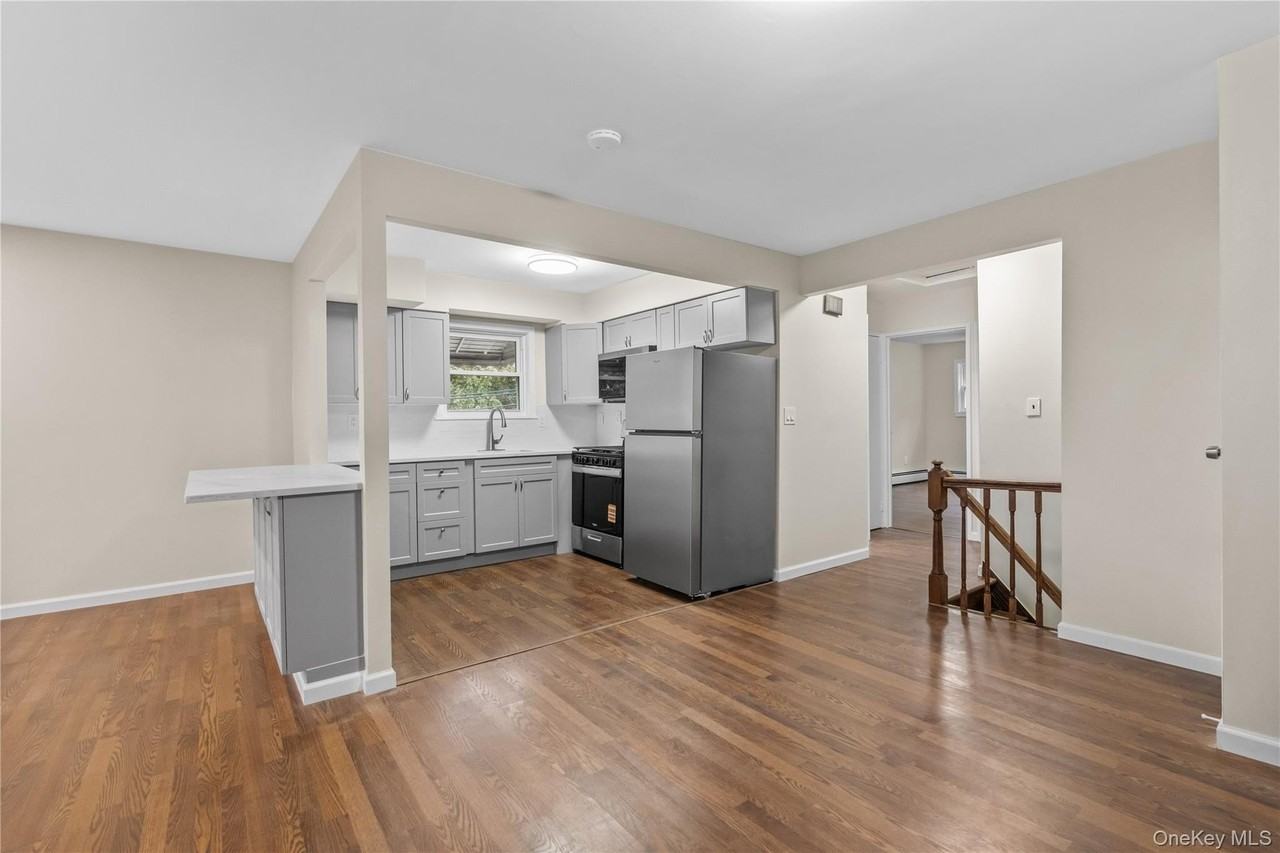 401 Olmstead Ave #3 - Photo 5 of 21