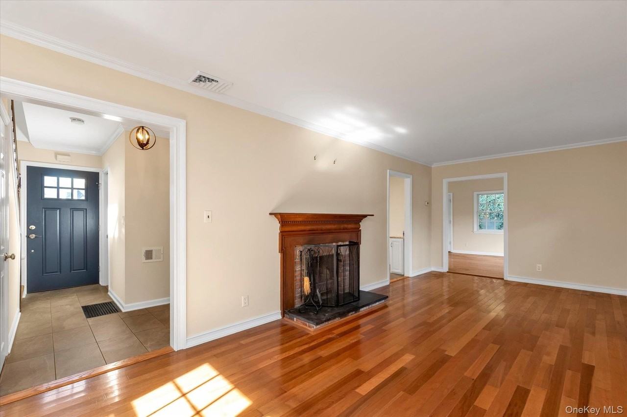 84 Earl St - Photo 6 of 21