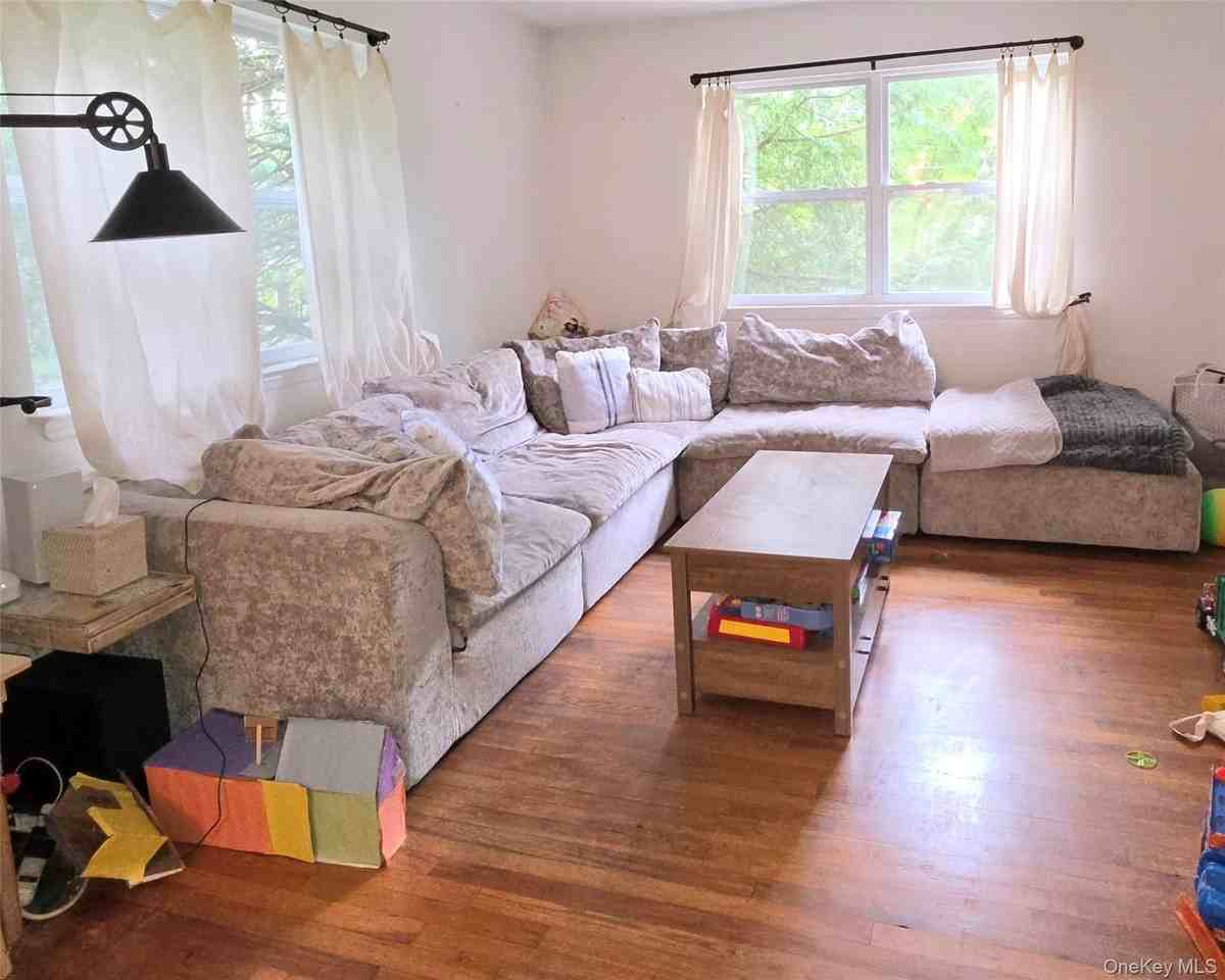10 Fisher Ln - Photo 6 of 16