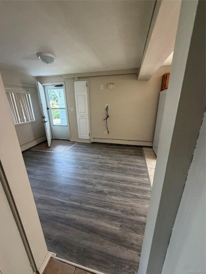 56 Sammis Ave - Photo 5 of 6