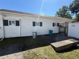 featured image of 275 Robinson Ave #B