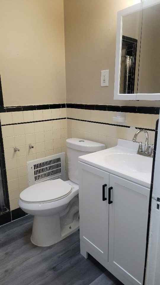 7220 Ogontz Ave - Photo 6 of 9