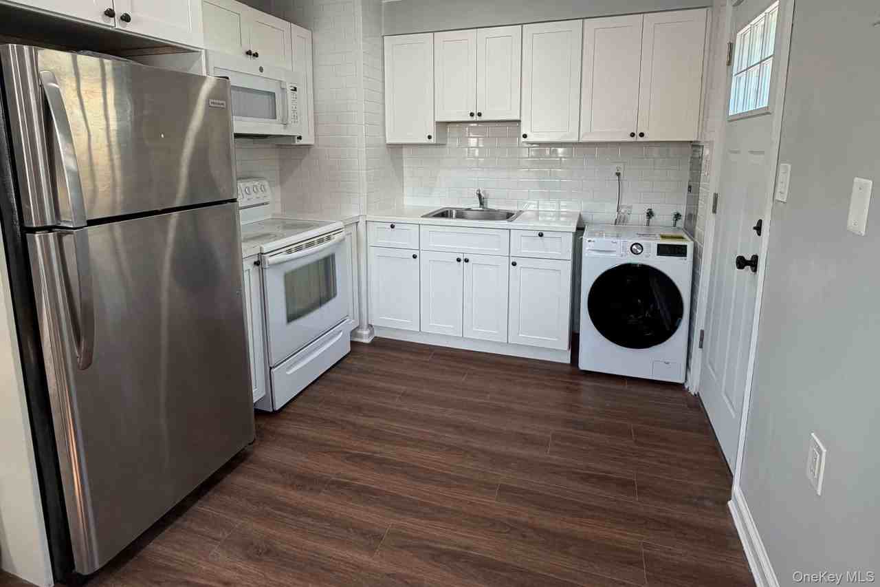 37 Riverside Ave - Photo 5 of 13