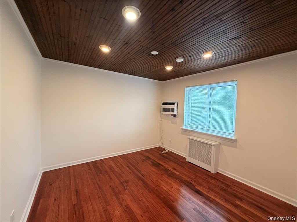 7231 Little Neck Pkwy #2ndFL - Photo 7 of 14