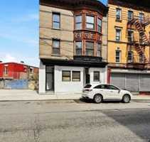 featured image of 35 Lawrence St #2