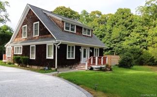 featured image of 572 Montauk Hwy