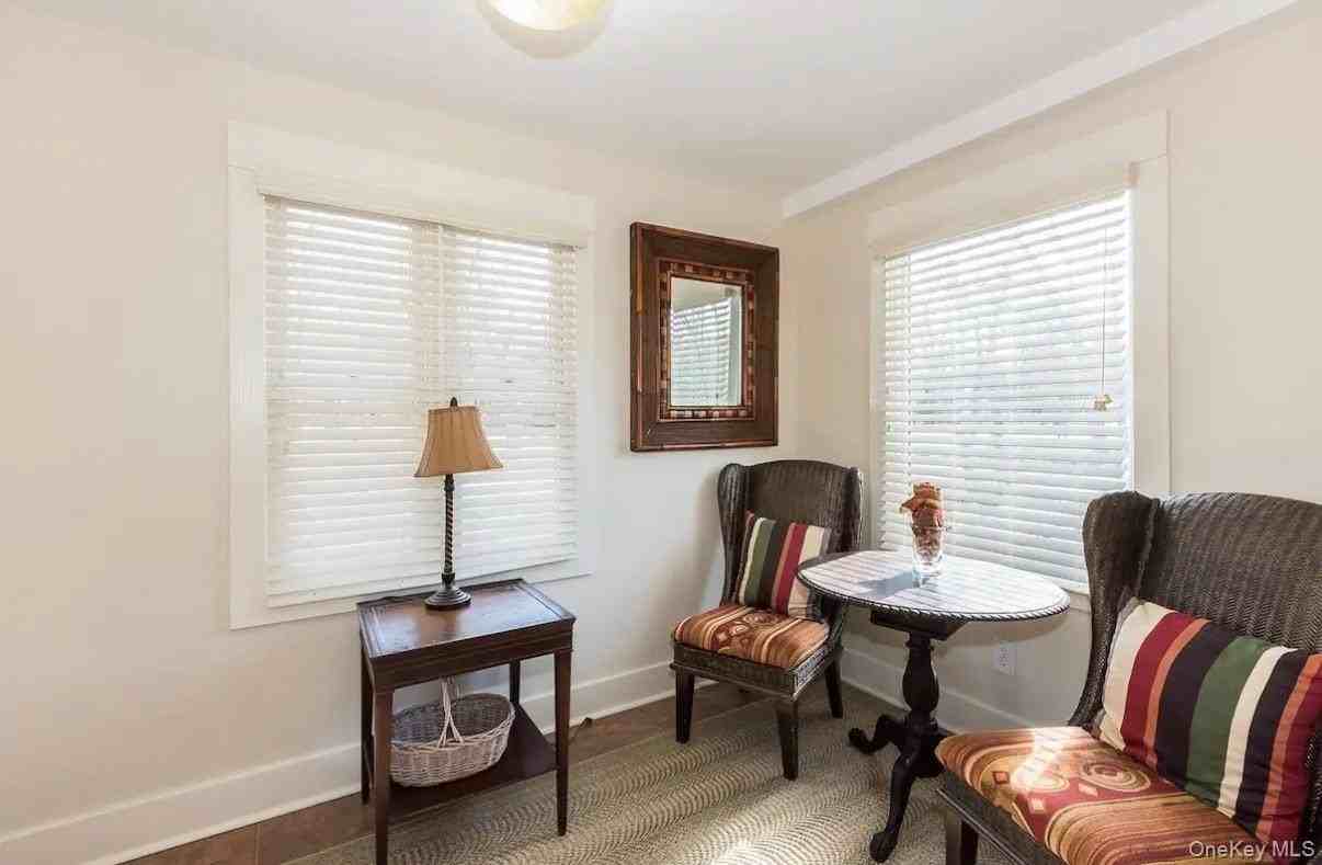 572 Montauk Hwy - Photo 3 of 14