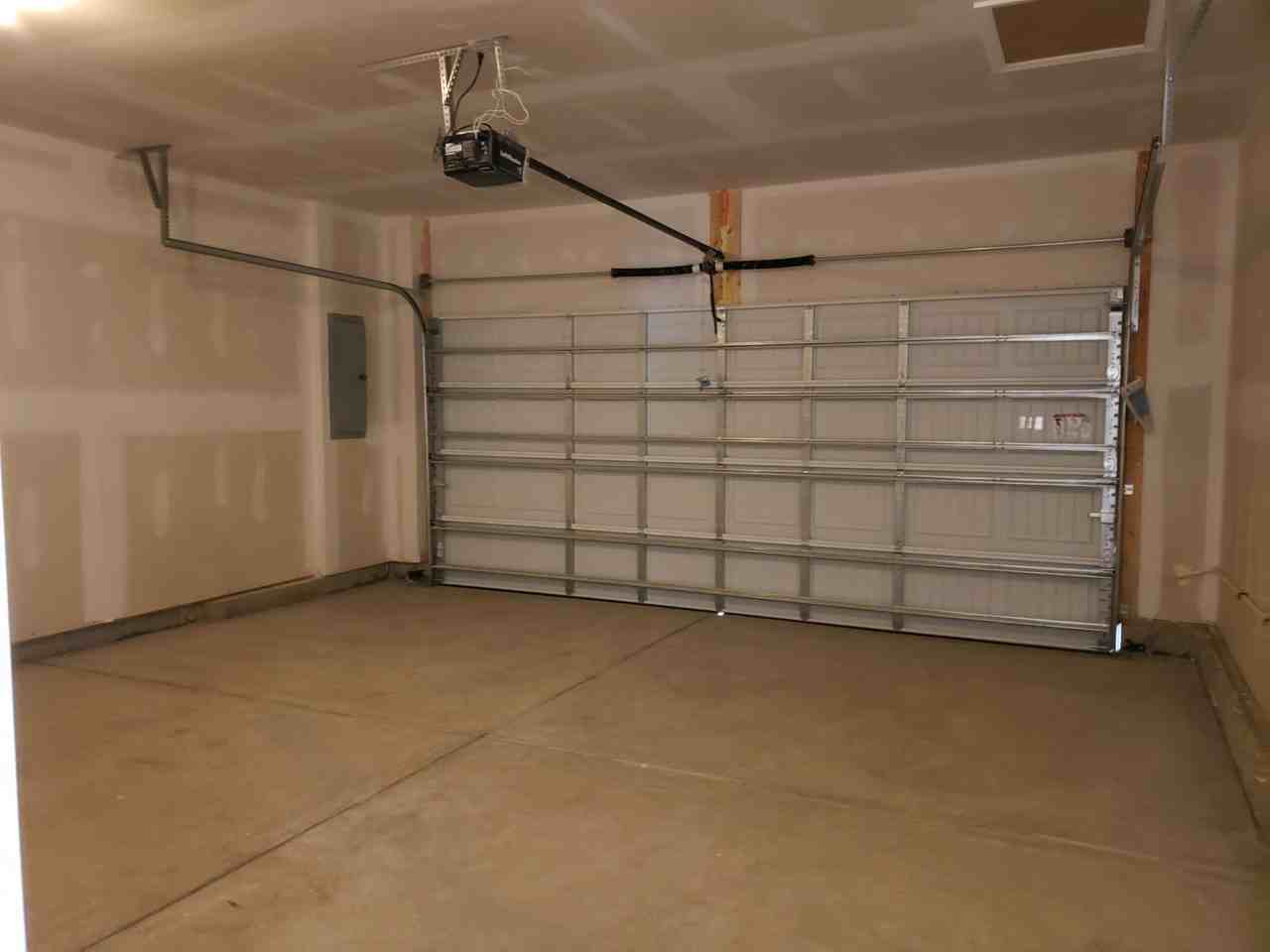 3937 Northridge St - Photo 5 of 28