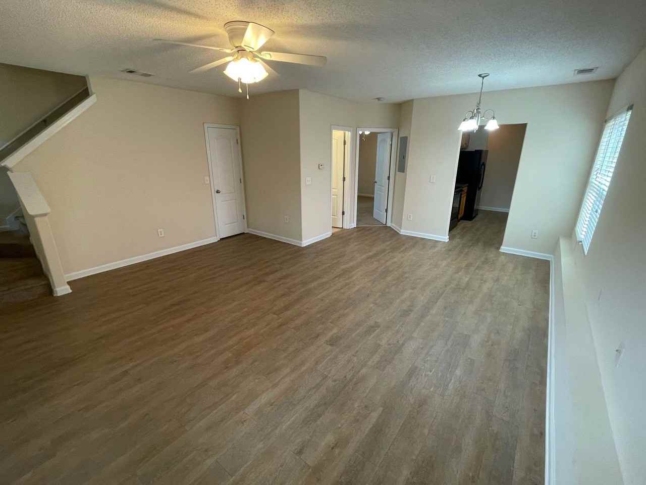 237 Fern Ridge Ct - Photo 2 of 15