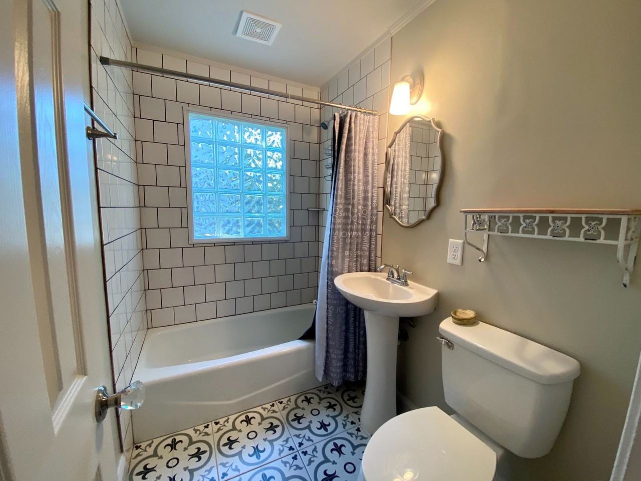 595 Pinecrest Dr - Photo 6 of 9