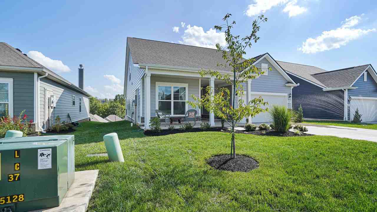3415 Hattie Ln - Photo 3 of 34