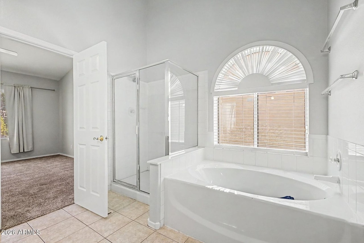 405 W Primoroso Dr - Photo 5 of 21