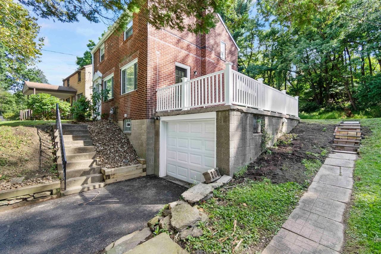314 Pennoak Dr - Photo 2 of 23