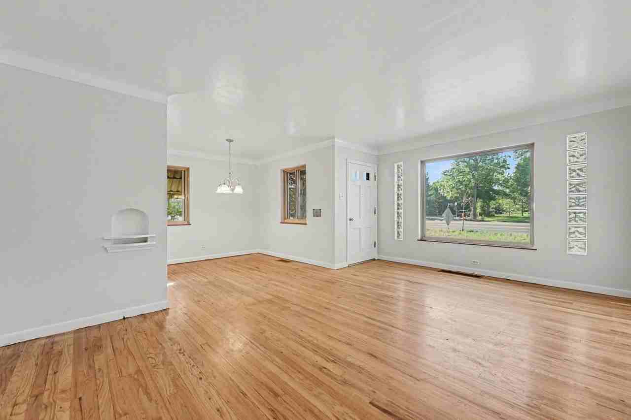 7345 Montview Blvd