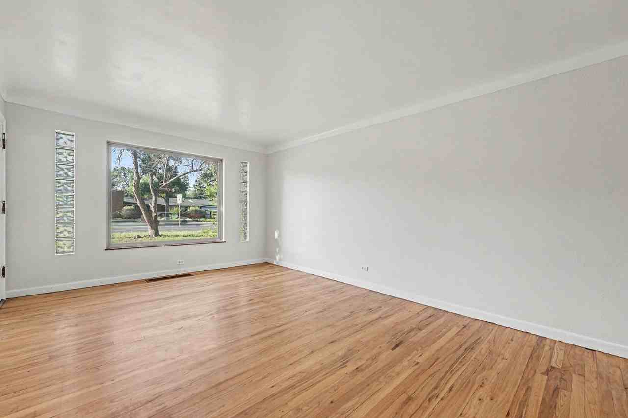 7345 Montview Blvd - Photo 2 of 23