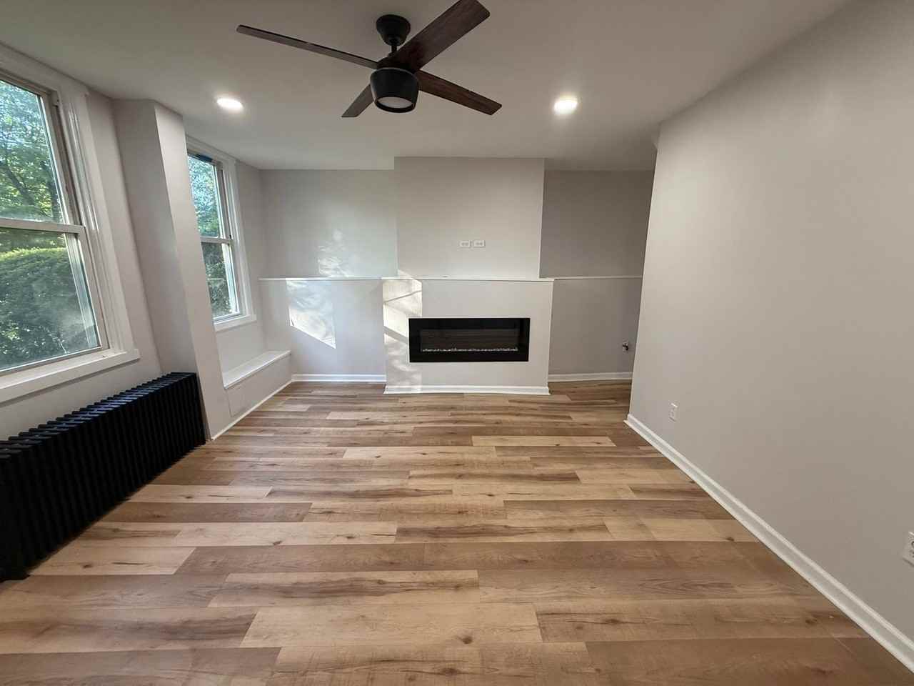 912 Rothpletz St - Photo 3 of 16