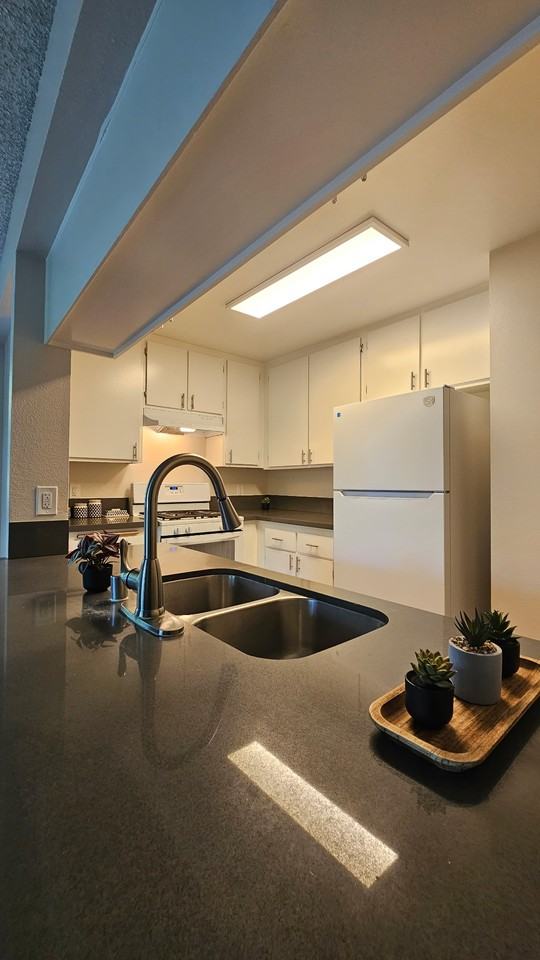 13882 Clinton Street #10 - Photo 6 of 10