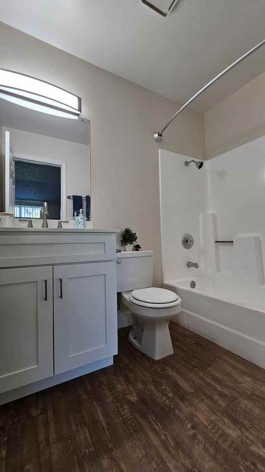 13882 Clinton Street #10 - Photo 7 of 10