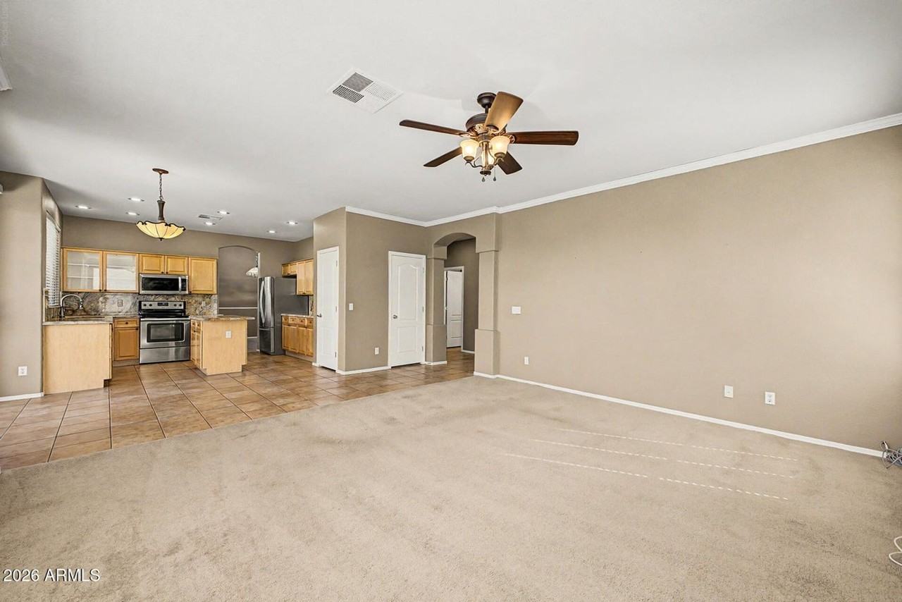 1176 W Kroll Ave - Photo 6 of 23